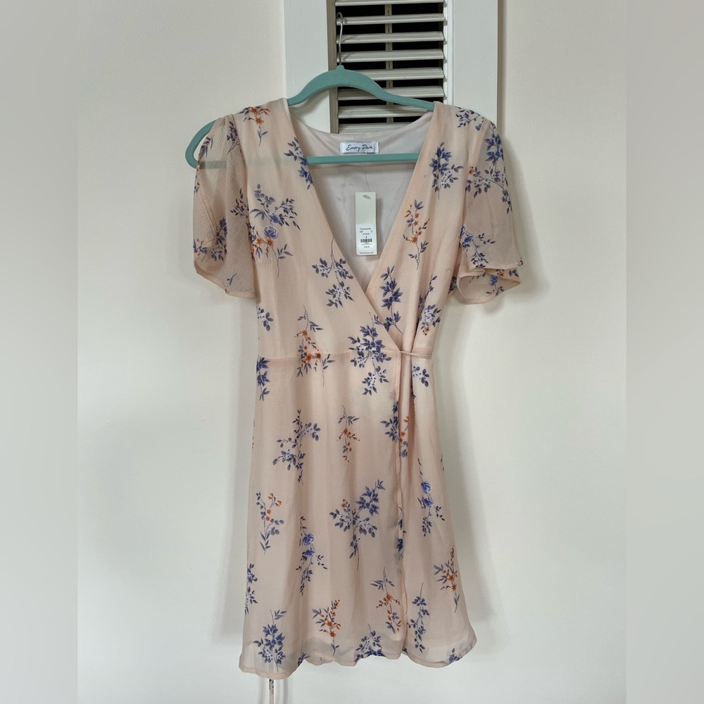 New with tags Francesca’s wrap sundress!